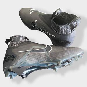 Nike Alpha Menace Elite 3 Black Gray Football Cleats DM1792-004 Mens size 12
